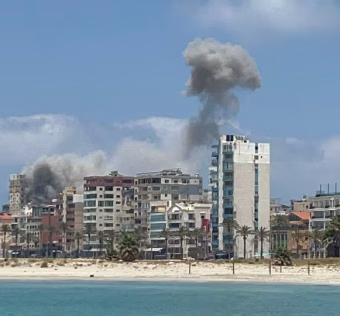 Israel Strikes Lebanon Tyre While US Rescues Chopper Crew
