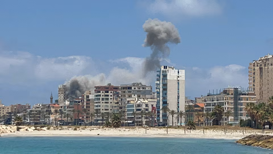 Israel Strikes Lebanon Tyre While US Rescues Chopper Crew