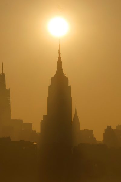 A glaring sun showing the dangerous Kansas City heat advisory affecting Missouri and Kansas today